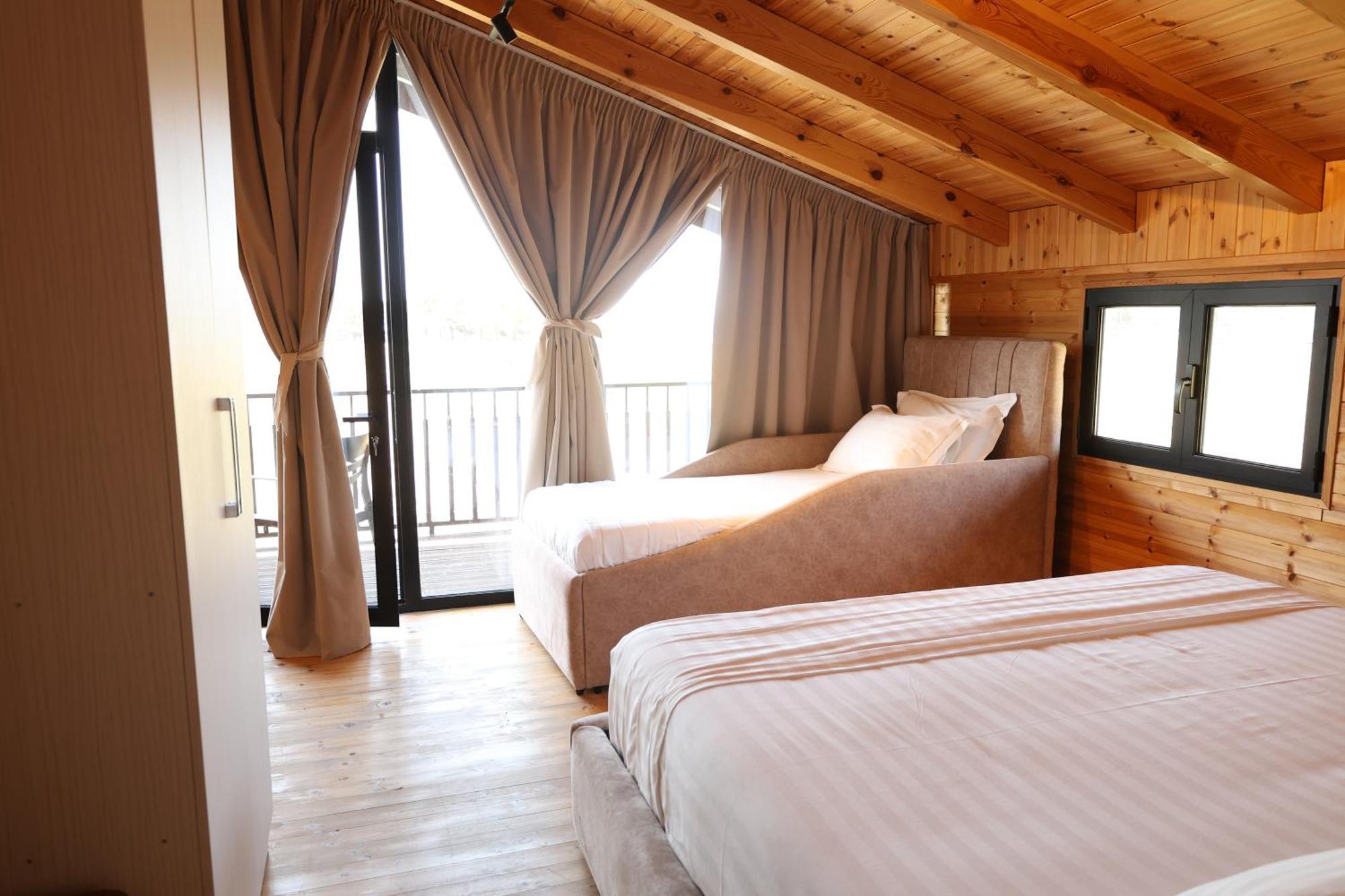 Posh Villa 2 Kavalye Dış mekan fotoğraf