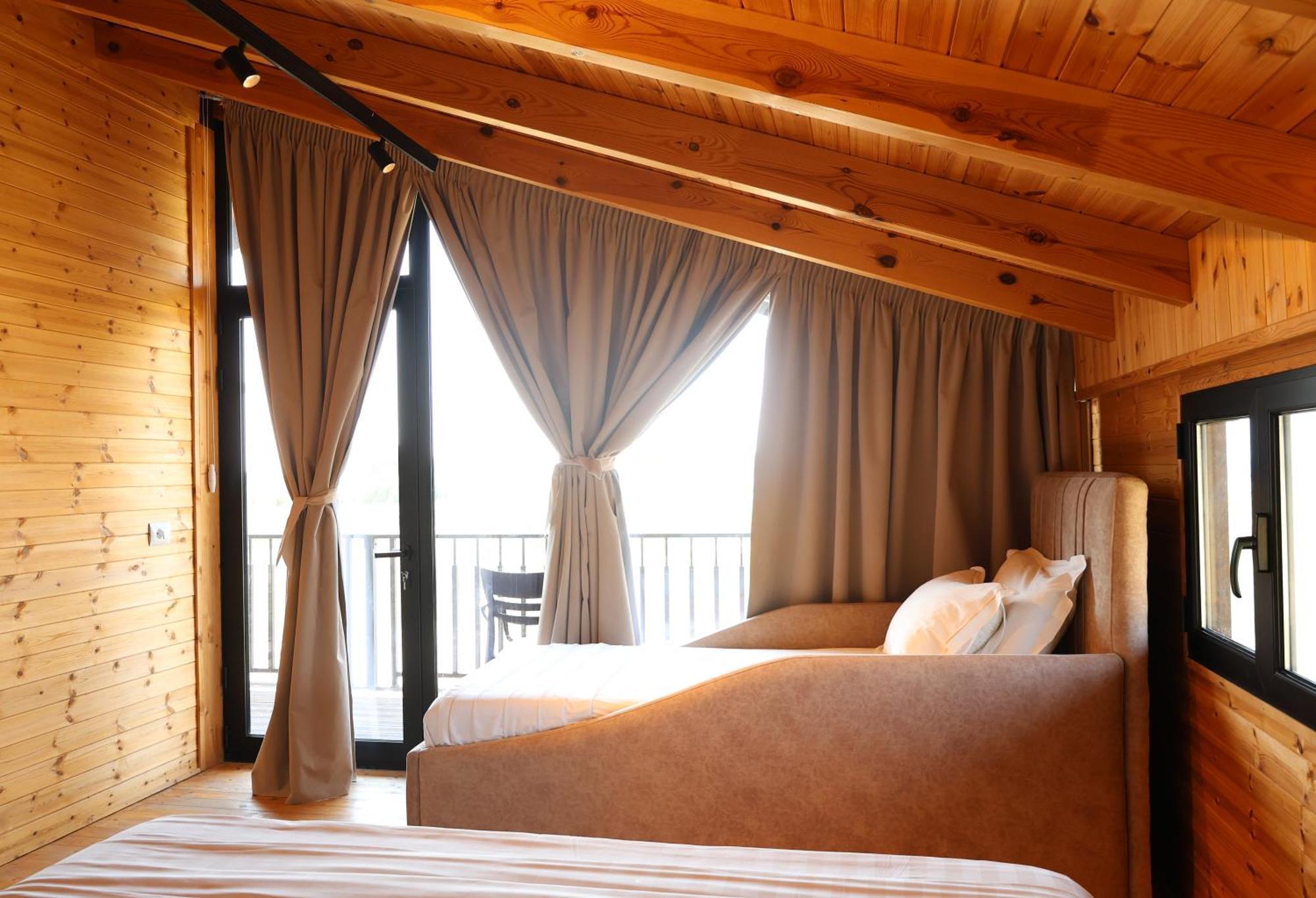 Posh Villa 2 Kavalye Dış mekan fotoğraf